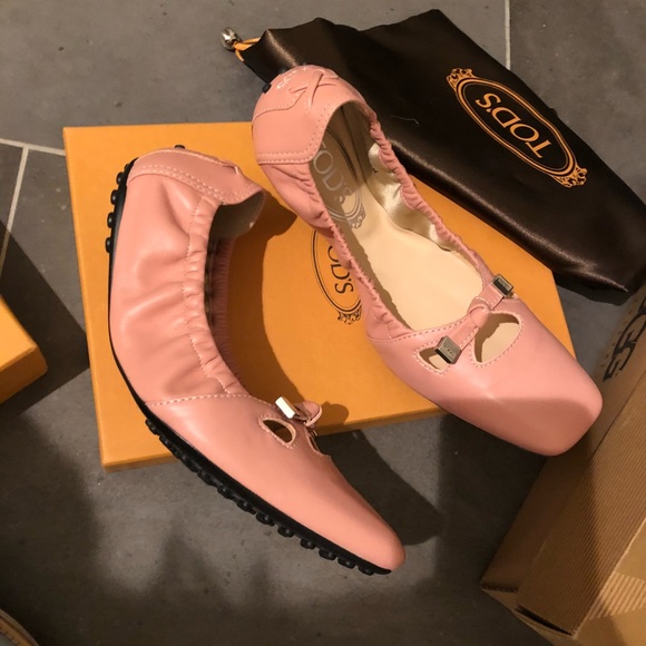 TOD’s pink ballerina shoes, size 6.5 - Picture 2 of 2